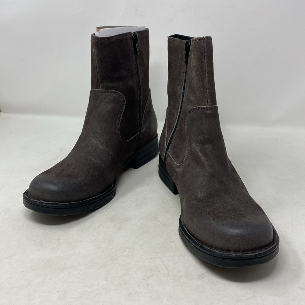 NWOB Born Elia Zippered Distressed Chocolate Suede Buckle Boots - Picture 2 of 11